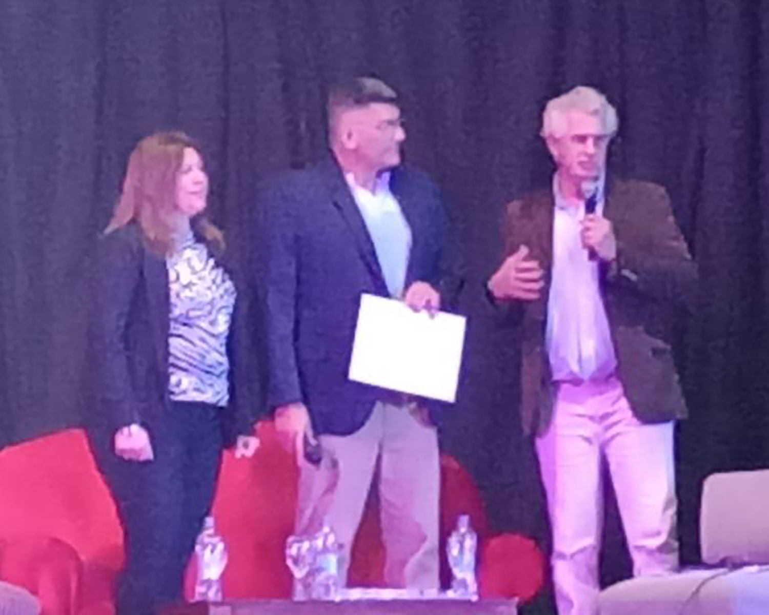 Presentación libro Silvio Leyría​